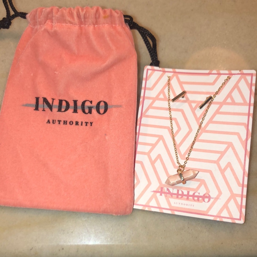 Indigo Coral Necklace & Earrings on Gold Tone NWT